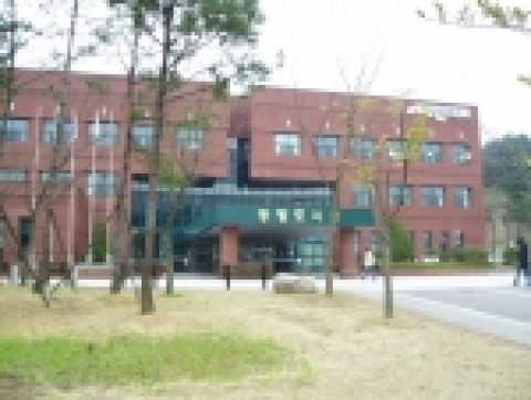 성남시 중앙문화정보센터(중앙도서관) 전경