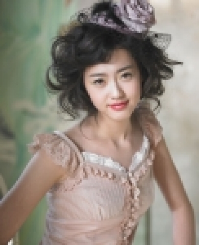 에뛰드화장품 새모델 고아라 계약
