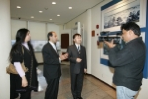 9일 오전 인도 ITMN(International Trade Management Network) 방송제작사 Bahl사장 등 한국 특집취재팀 일행 4명이 포스코 포항제철소를 방문하여