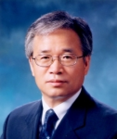 한국기술교육대학교는 2006년 3월 13일 정병석(鄭秉錫.53년.전남영광,사진) 前노동부 차관을 제5대 총장으로 선임하였다.