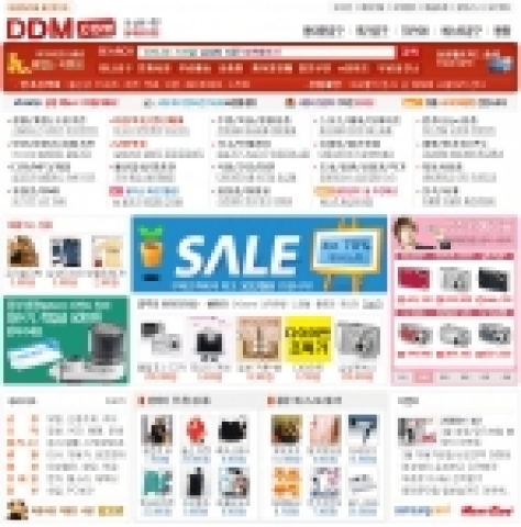 동대문닷컴은 14일 패션과 e스토어를 통합한 종합 마켓플레이스로 사이트를 새단장 하고, 새봄맞이 70% 정기 빅세일 행사를 4월 10일까지 진행한다고 밝혔다.