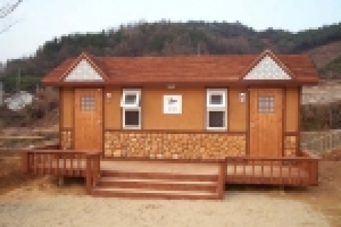 '서동요' 야외촬영장에 설치된 공중화장실