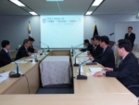 박재홍 인천공항세관장은 (사)한국투명성기구/국제투명성기구 강성구 사무총장, 국제항공운송협회 홍대석 지부장, 한국일반여행협회 윤영귀 부회장, 대한항공 심새문 지점장, 아시아나항공 박