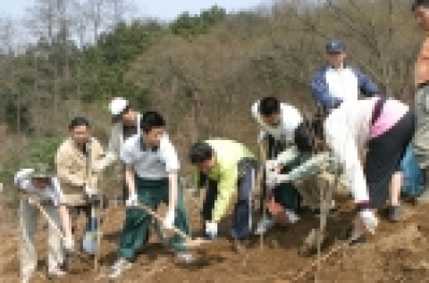 전북대, 2006년도 식목일 기념 식목 행사 열어