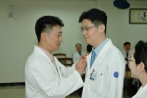 건양의대 김안과병원은 안질환 예방을 위한 정기검진의 중요성을 알리고, 소외계층과 시각 장애우를 돕기 위한 '해피아이(Happy Eye) 캠페인'을 시작한다.
