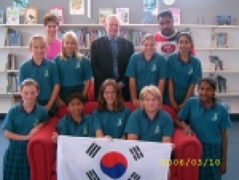 2006년 5월 10일 한국 방문예정인 Blockhouse Bay Intermediate School 의 교장단과 학생들