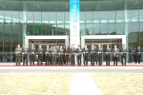 준공식 테이프 커팅