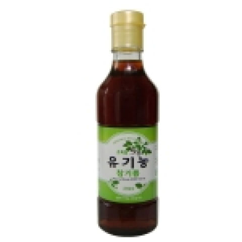 환경친화적으로 재배된 참깨만을 원료로 압착하여 짜낸 유기농참기름