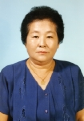장애인, 독거노인, 소년소녀 가장 등 어려운 이웃과 함께해 온 선행예술인으로 한국가요 발전에 공헌한 대중가수 최진희씨의 어머니 국옥순(鞠玉順) 여사(76세)