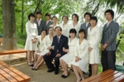 김주훈 조선대 총장은 5월 4일 오후 3시 본관 2층 소회의실에서 2006년 홍보도우미로 선발된 이정엽 학생(경제학과 3) 등 13명에게 임명장을 수여하고 격려했다. 

