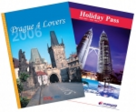 말레이시아 항공팩'Holiday Pass' 와 체코항공팩 'Prague 4 Lovers' 브로셔 표지사진