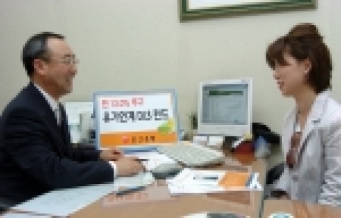 부산은행은 ‘슈퍼오일 지수연계 파생상품 투자신탁 PB-1호’를 300억원 한도로 5월 15일부터 24일까지 한시적으로 판매한다고 밝혔다.
