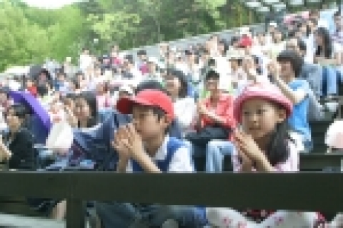 2006 국립국악원 일요열린 국악무대 &#039;우면산자락 초록음악회&#039;
