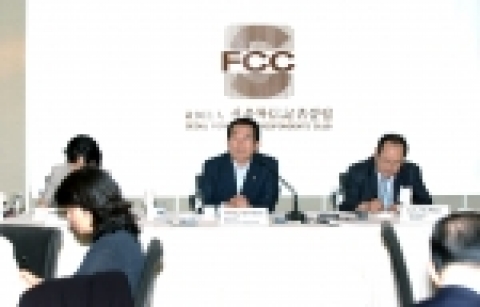 정세균 산업자원부 장관은 2006. 5. 22(월) 12:00 서울 프레스센터 외신기자클럽(Seoul Foreign Correspondents Club)에서 외신기자간담회를 갖고,