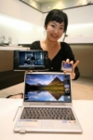 Samsung Electronics Launches the World’s First PCs with NAND Flash-based Solid State Disk