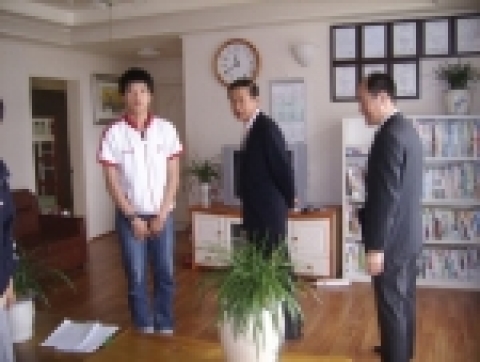숙식보호청소년을 격려