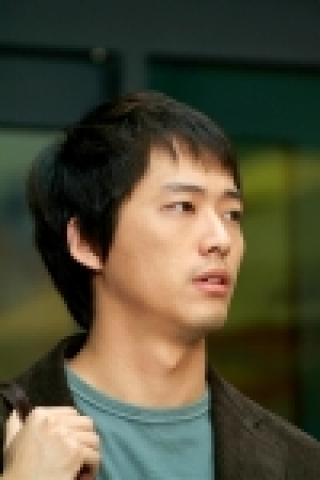 <비열한 거리>로 본격 스크린 도전한 남궁민