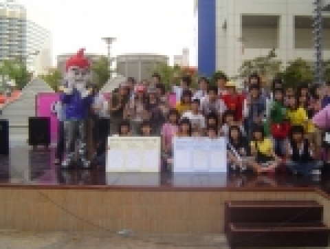 금천청소년수련관의 공명선거홍보대사 청소년들이 지난 4월 8일 금천구선거관리위원회로부터 홍보대사로 위촉 받은 이후 다양한 활동을 펼치고 있다.