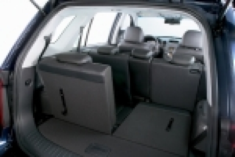 New Kia Carens makes global debut in Spain