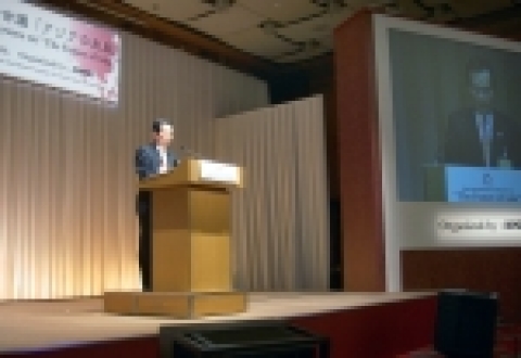 정세균 산업자원부 장관은 2006. 5. 26(금) 오전 일본 도쿄 오쿠라호텔 헤이안노마에서 개최된 니혼게이자이신문 주최 『제12회 “아시아의 미래”에 관한 심포지엄』에서 참석하였