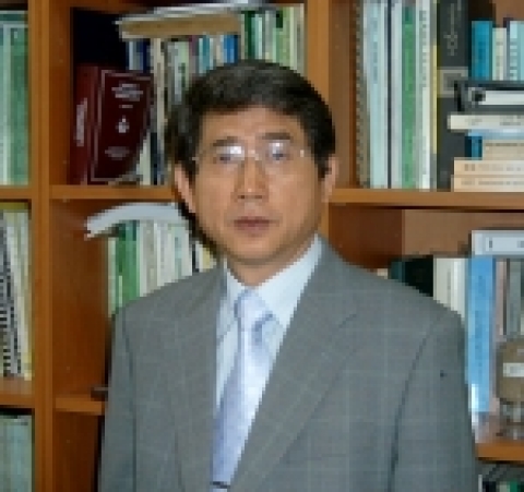 한국토양비료학회 차기 회장으로 선출된 강원대학교 정영상 교수