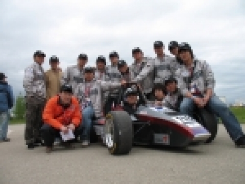 금오공과대학교 기계공학부 자동차 동아리 Automania는 지난 2006년 5월 17일부터 20일까지 미국 미시건주 로메오시 포드주행시험장에서 열린 Formula SAE 대회에 참