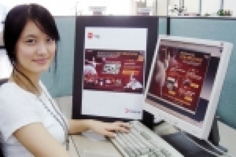 파워콤(대표 이정식)은 6월 한달 동안 ‘푸짐하고 예술적이고 경제적이고 화끈한 만남’을 주제로 ▲ 엑스피드와 100% 경품의 푸짐한 만남 ▲ 엑스피드와 발레리나의 예술적 만남 ▲ 