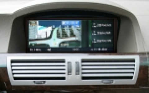 BMW 7시리즈 전 모델에 장착되는 K-내비게이션