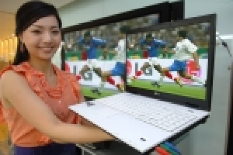 LG전자가 국내 최초로 차세대 저장매치인 HD DVD 드라이브를 탑재한 크리스탈 블랙 디자인의 15.4인치 듀얼코어 노트북(S1-P555K)를 출시한다.