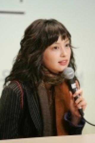 이나영