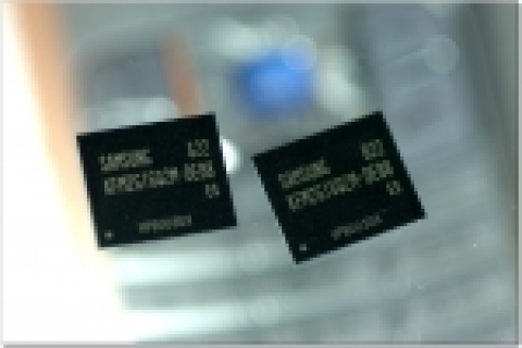 Samsung Electronics Develops 2GB Flash Memory, Using 60-nm Process