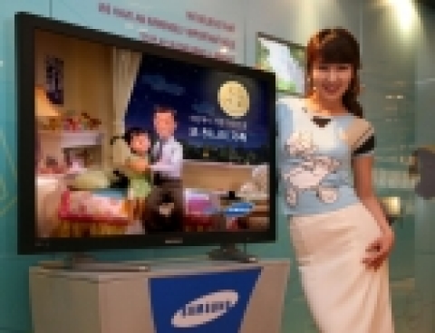 삼성전자가 업계 최대 명암비와 밝기, 컬러 표현력을 구현함은 물론 B2B 환경에 적합한 42인치 PDP 모니터 2종(모델명:PPM-42M6H/PPM-42M6S)을 출시해 상업용 디