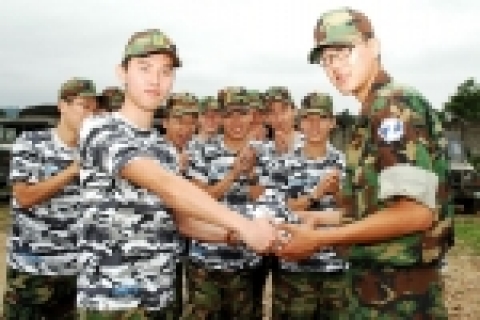 예비역 정 병장의‘사랑의 티셔츠’