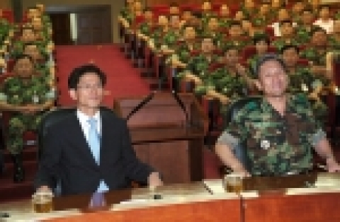 3군 사령부를 방문한 김문수 경기도지사