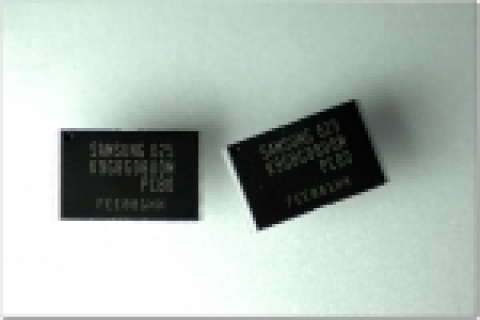 삼성전자 60나노 8Gb 낸드플래시 및 8GB 적층칩