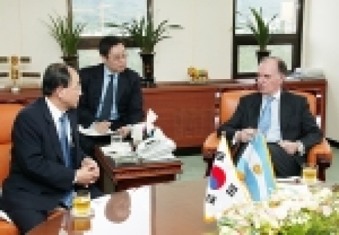 아르헨티나대사 접견 사진