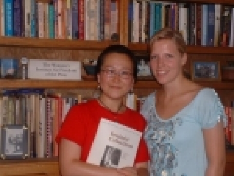 미국 워싱턴디씨에 있는 여성인권관련언론사인 The Women's Institute for Freedom of the press에서 근무중인 인턴사원 양진아씨