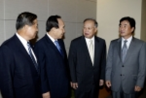 왼쪽부터 이수일 동부제강㈜ 사장, 김순무 ㈜한국야쿠르트 사장, 손경식 대한상의 회장, 이장한 ㈜종근당 사장.