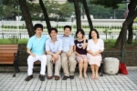 목동 하이논술 본원 오픈. 하이논술 대표강사들. (왼쪽부터 김영일 선생님, 정주현 선생님, 김호진 선생님, 소장영 선생님, 이지은 선생님)