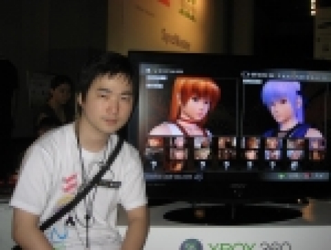 지난 5일 서울 삼성동 코엑스에서 펼쳐진 WCG 2006 한국대표선발전 DOA 4 종목에서 우승한 한동헌 선수가 자신의 주 캐릭터 ‘카스미’ 앞에서 매서운 눈초리를 선보이며 그랜드