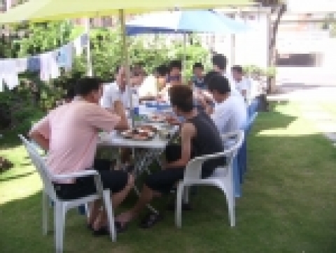 한라산도 식후경하는 청소년들