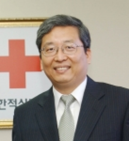 정무성 위원장