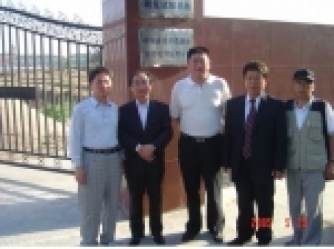 좌측부터 북경한인교회 김건상목사, 서울시강서수도사업소 김인학, 중국 지렁이전문가, 뚝도정수사업소 이점호, 강화도 전문농업인 유세종