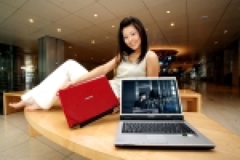 삼성전자가 인텔의 차세대 CPU 코어2 듀오™를 탑재한 최신형 노트북 2종 (센스 Q35, 센스 R55)을 출시해 국내 노트북 시장 공략을 더욱 강화한다.