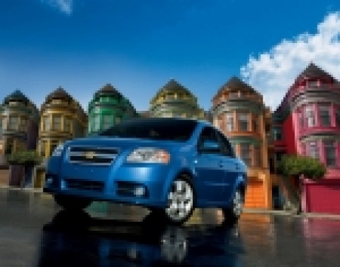 지엠대우오토앤테크놀로지(이하 GM DAEWOO)가 프리미엄 소형 세단 젠트라 「현지 판매명: 시보레 아베오(Chevrolet Aveo)」를 9월부터 미국 시장에 본격적으로 선보이며