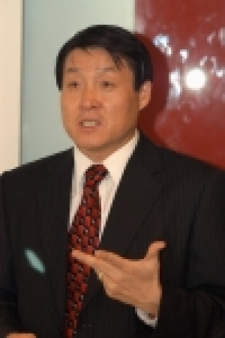 신임 정철두 사장