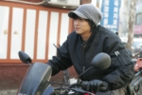 영화 '우리들의 행복한 시간' 강동원