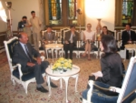 아리랑국제방송이 루마니아 트라이안 베세스쿠(Traian Basescu) 대통령과 특별인터뷰를 가졌다.