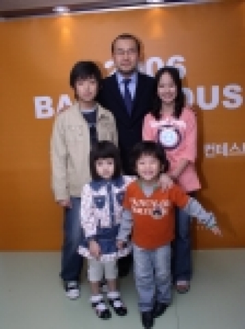 베이직하우스는 지난 2일 제 1회 아동모델 컨테스트를 개최, 4명의 아동을 전속모델로 최종 선발했다고 밝혔다.