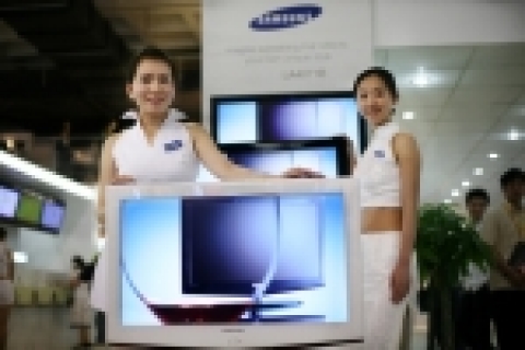 지난 5월 북경과학기술산업박람회에서 선보인 '보르도' LCD TV
